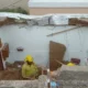 Una mujer murió ayer como consecuencia de que el techo de su casa se desplomó por completo