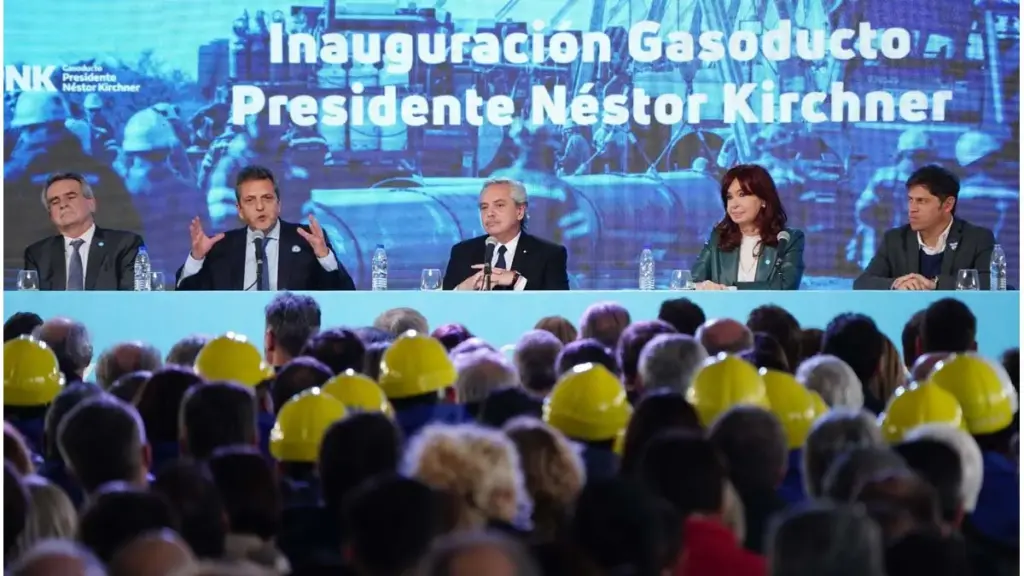 El oficialismo cerró filas detrás de Sergio Massa en la inauguración del gasoducto Néstor Kirchner