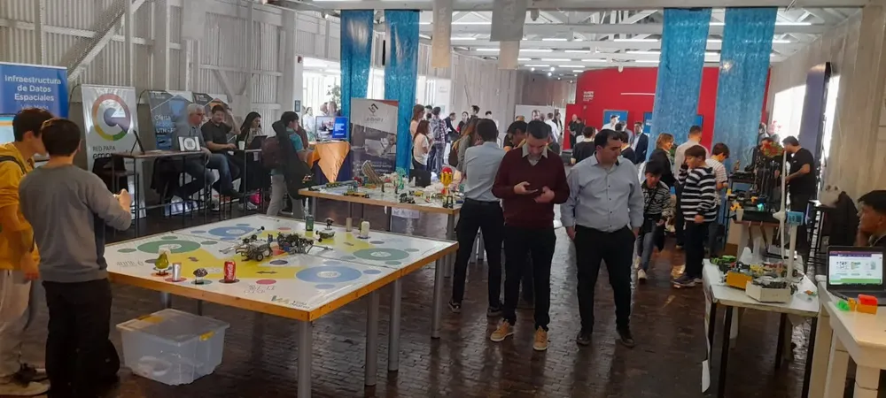 La Semana TIC es un evento que busca mostrar el potencial de la provincia de Córdoba en actividades vinculadas a Tecnología, Innovación y Conocimiento (TIC)